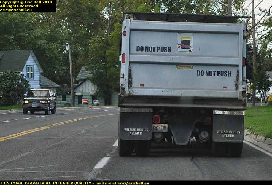 do not push lorry