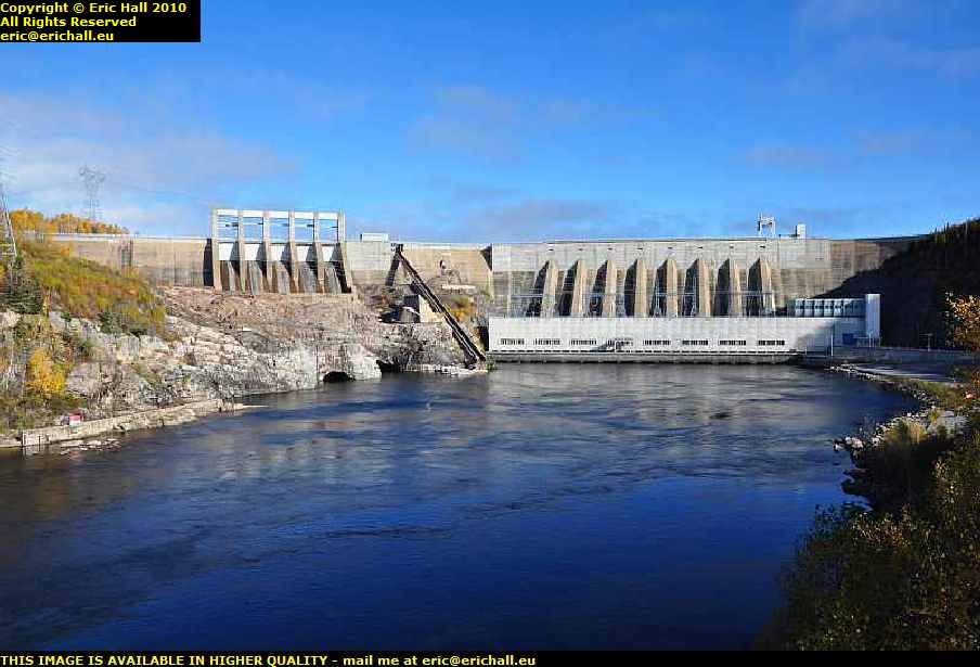 ERIC HALL THE TRANSLABRADOR HIGHWAY 2010 BAIE COMEAU MANIC 2