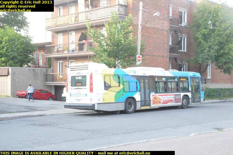 bus 202 montreal public transport ducollege metro station
