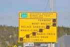 highway 389 road sign closures baie comeau quebec canada october octobre 2016