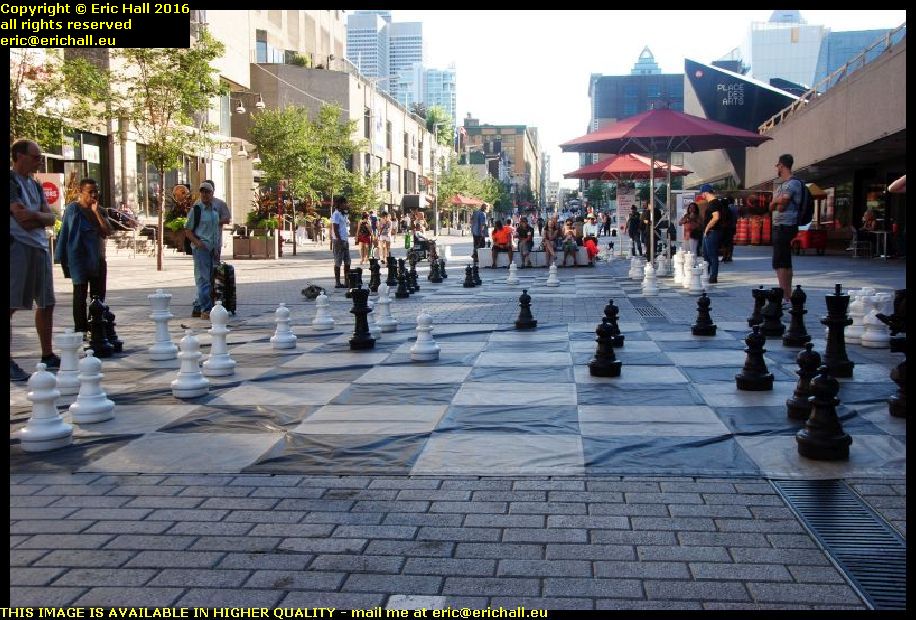 chess match rue st catherine montreal canada september septembre 2016
