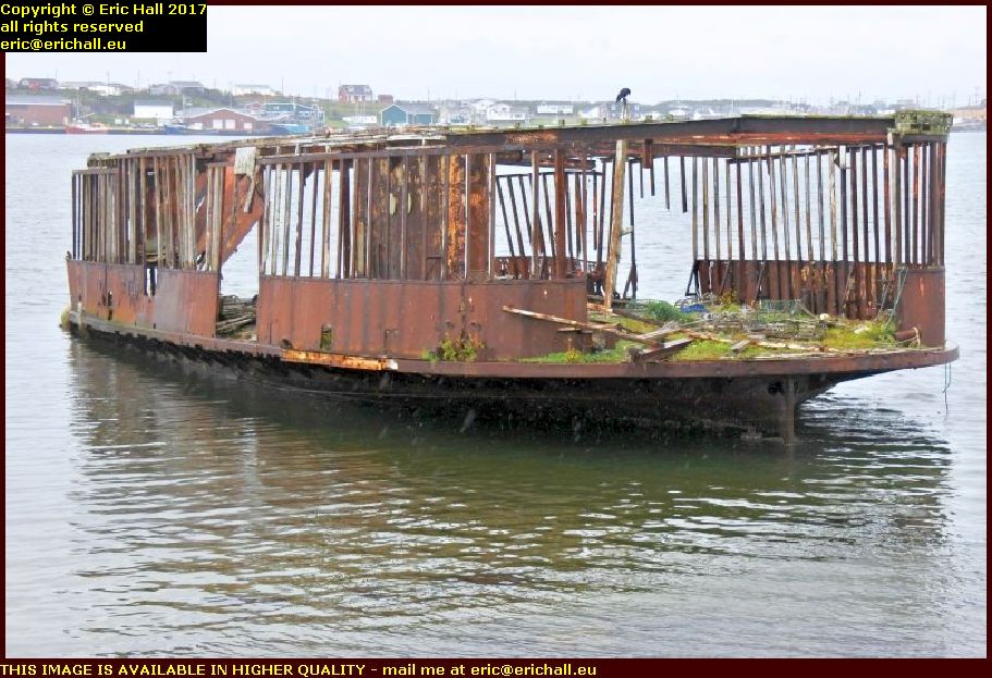 burnt out barge port au choix newfoundland canada september septembre 2017
