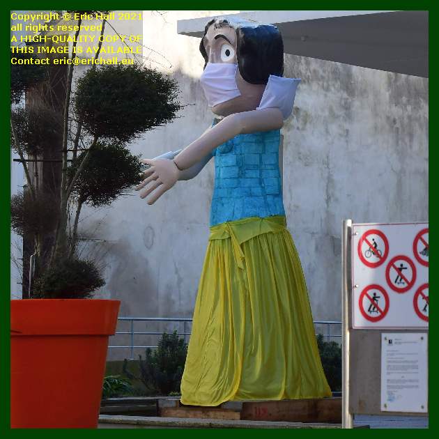 snow white with hypodermic and face mask biblioteque Granville Manche Normandy France Eric Hall