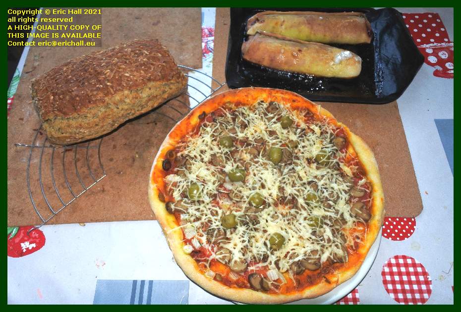 home made bread jam roly poly vegan pizza place d'armes Granville Manche Normandy France Eric Hall