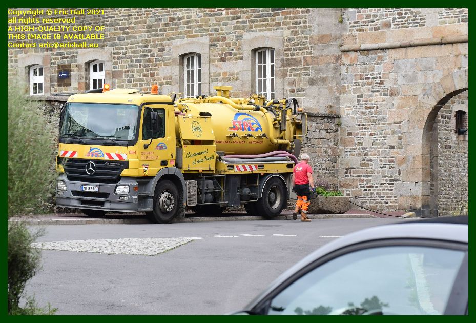 tank cleaner porte st jean Granville Manche Normandy France Eric Hall photo September 2021