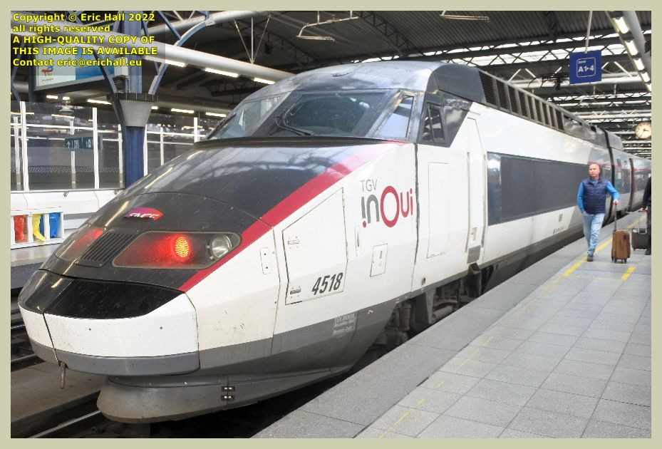 TGV Réseau 38000 tri-volt 4518 PBA gare du midi brussels belgium Eric Hall photo March 2022