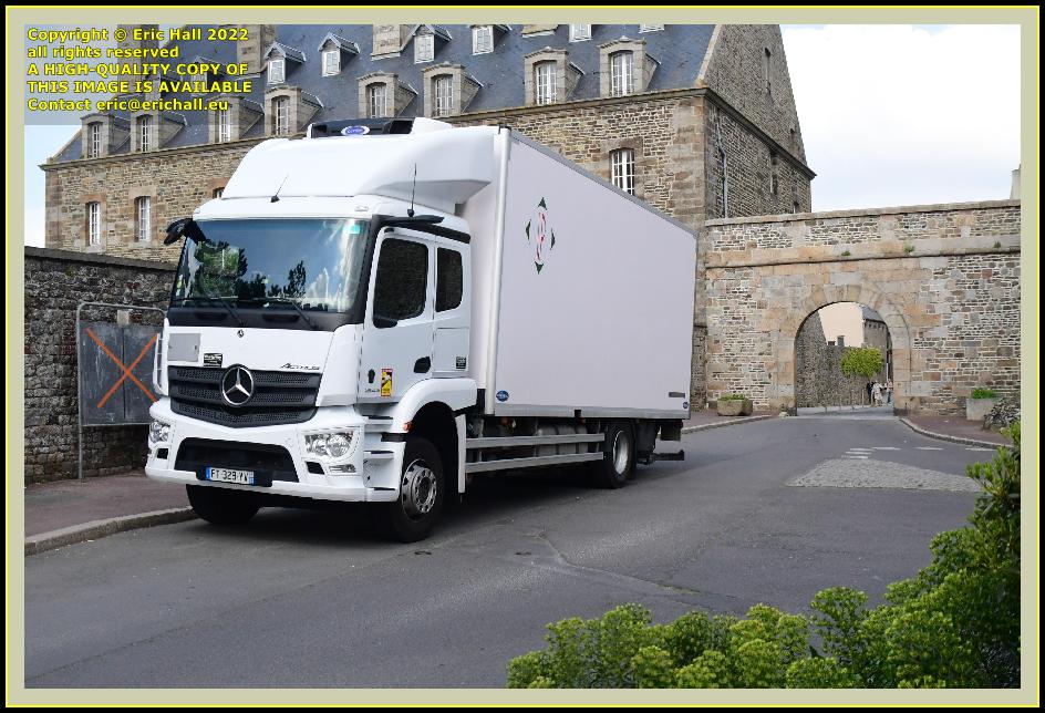 lorry trans-shipping porte st jean Granville Manche Normandy France Eric Hall photo April 2022