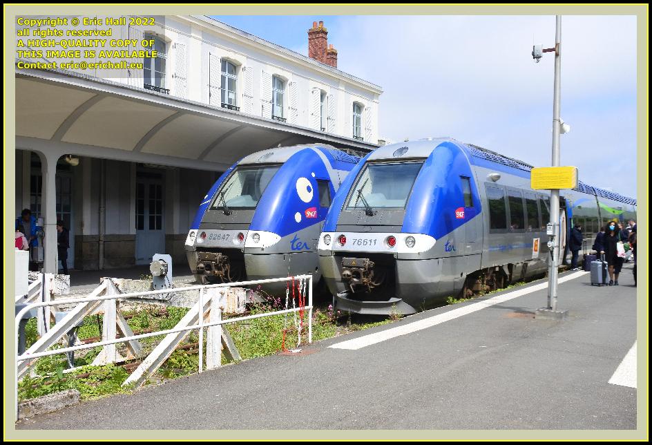 82647 76611 bombardier multiple unit gare de Granville railway station Manche Normandy France Eric Hall photo May 2022