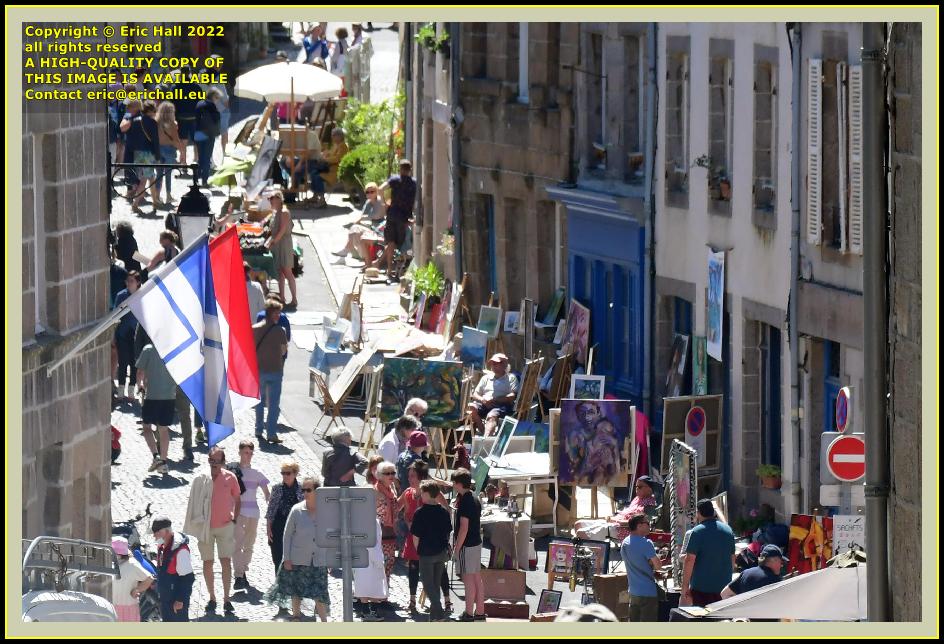 artists fair rue notre dame Granville Manche Normandy France photo Eric Hall june 2022
