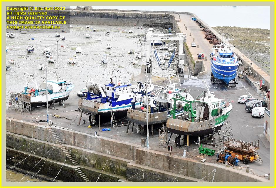 la confiance 2 chant des sirenes cap lihou chantier naval port de Granville harbour Manche Normandy France Eric Hall photo 1st August 2022